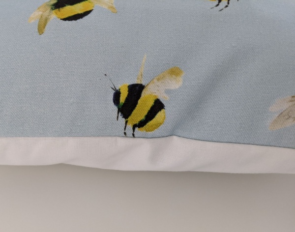 Bumble Bee Aqua Blue Cushion Cover 14'' 16'' 18'' 20'' 22'' 24'' 26''