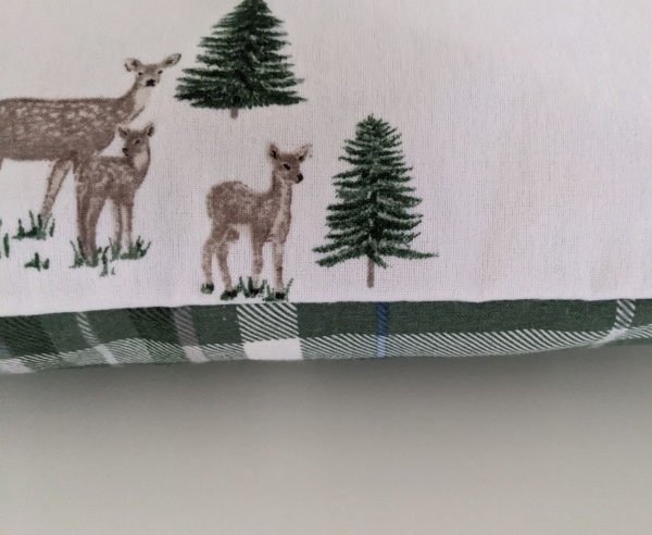 Green Tartan Stag/Deer and Christmas Tree Cushion Cover 16''