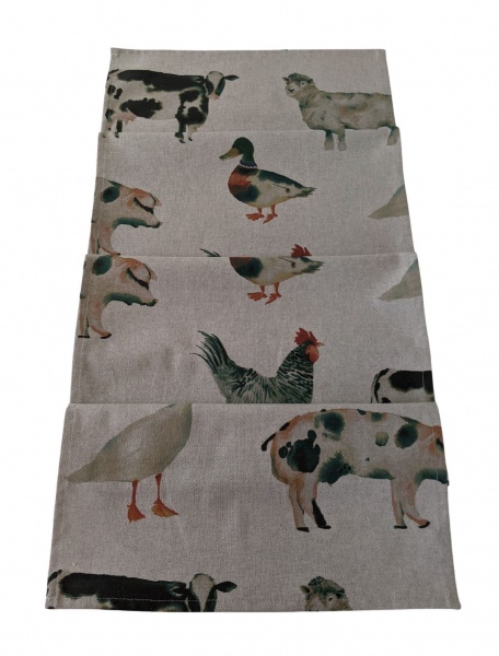 Table Runner in Clarke and Clarke On The Farm